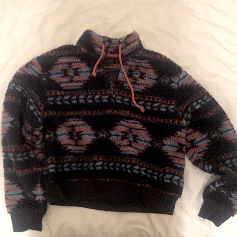 PacSun Sherpa pullover sweater